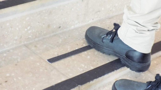 哪個瞬間讓你覺得【昆山玉寰】還不錯？-防滑膠帶靠譜好廠家