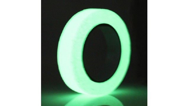 <i style='color:red'>夜光</i>膠帶對(duì)人有害嗎-<i style='color:red'>夜光</i>膠帶可以發(fā)光多久