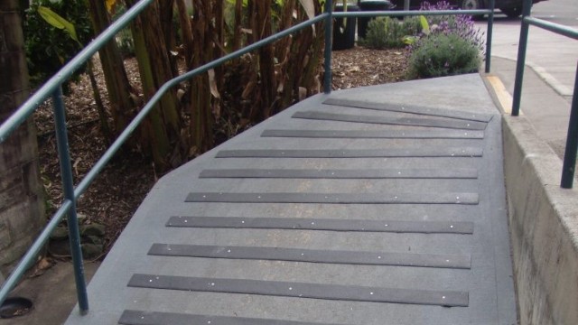 哪里有賣(mài)防滑膠帶？防滑膠帶批發(fā)廠家【昆山玉寰】