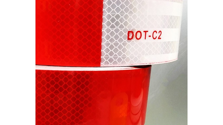 二類反光膜與二級反光膜一樣嗎-廠家專業講解【昆山玉寰】