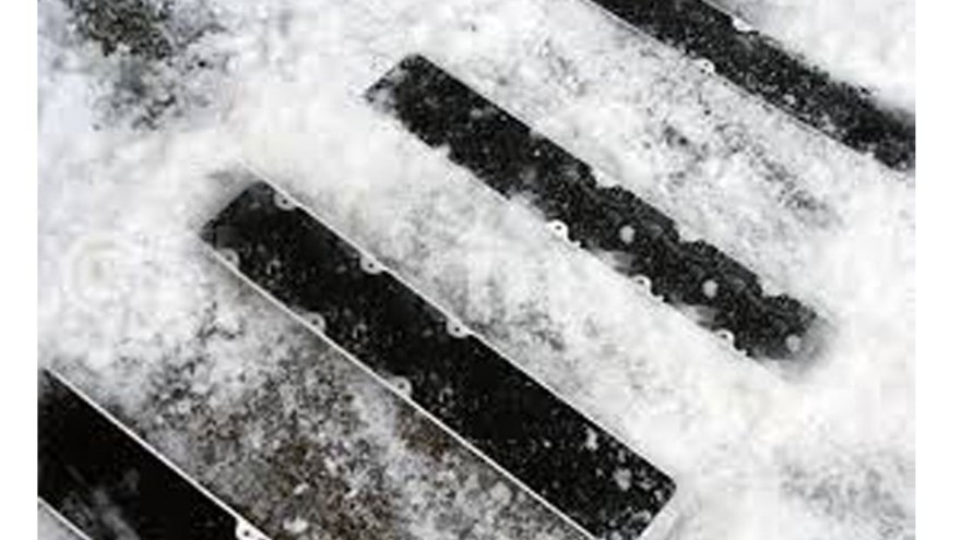 寒冬來臨，如何解決大雪帶來的地面濕滑？
