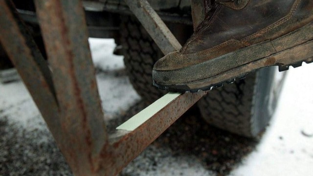 pet防滑膠帶，pet防滑膠帶生產(chǎn)廠家