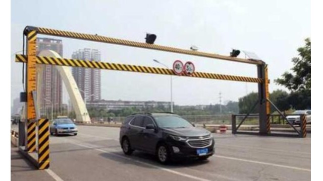 <i style='color:red'>限高架反光膜</i>多少錢(qián)？源頭廠家全面報(bào)價(jià)