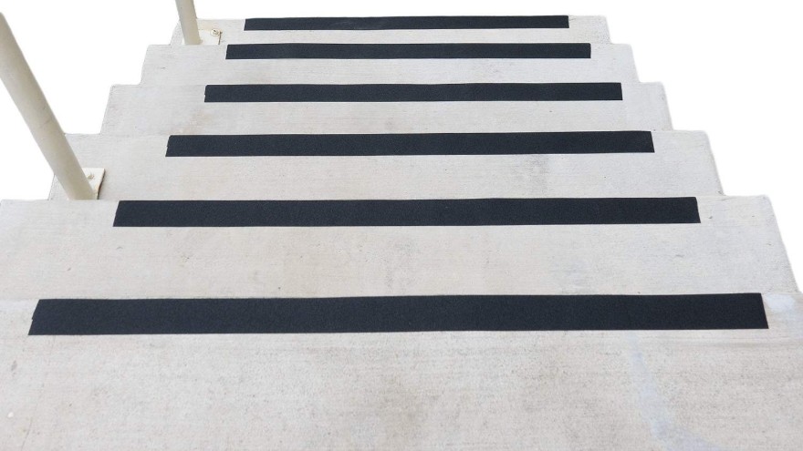 防滑膠帶2cm*5cm價(jià)格是多少？國(guó)內(nèi)價(jià)格趨勢(shì)報(bào)價(jià)