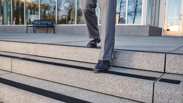 膠帶中的油膠與熱熔膠之間的區別-批發代理供應商【昆山玉寰】