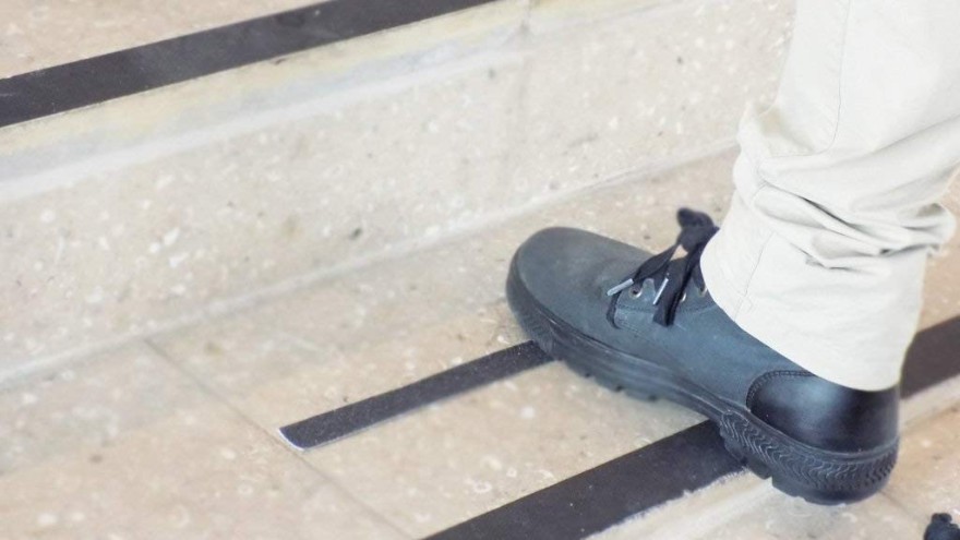 防滑膠帶，衛生間地面防滑處理的好方式！