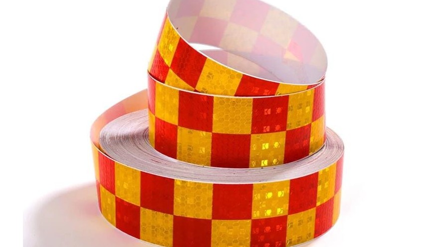 PET反光膜的優點-廠家介紹【昆山玉寰】