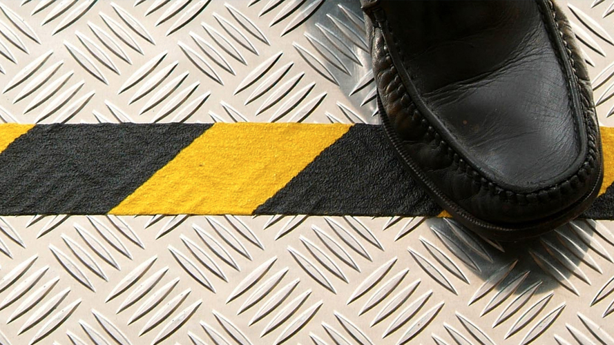 防滑膠帶多少錢-廠家專注研發【昆山玉寰】